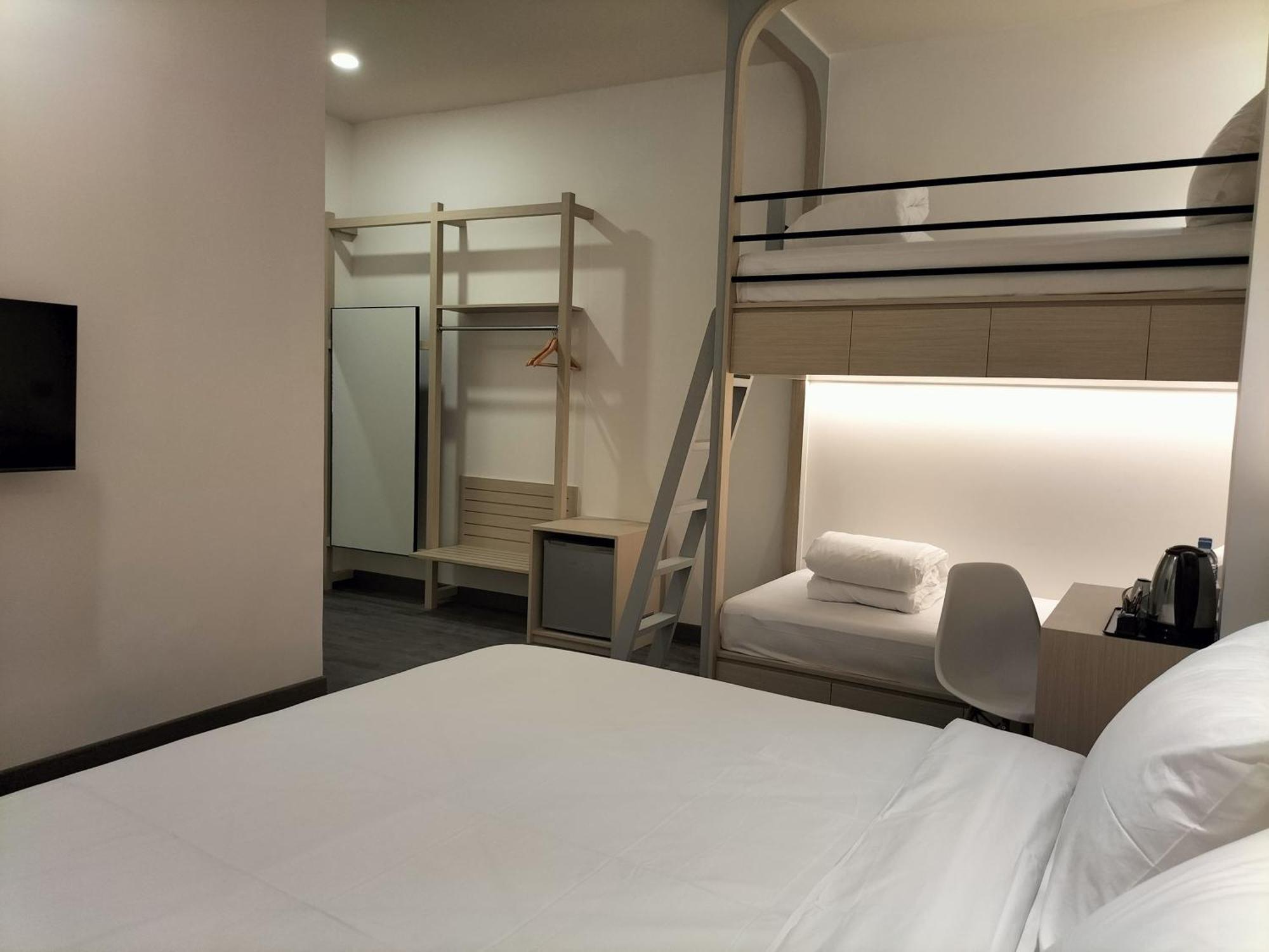 True Blue Hotel Menteng جاكرتا المظهر الخارجي الصورة