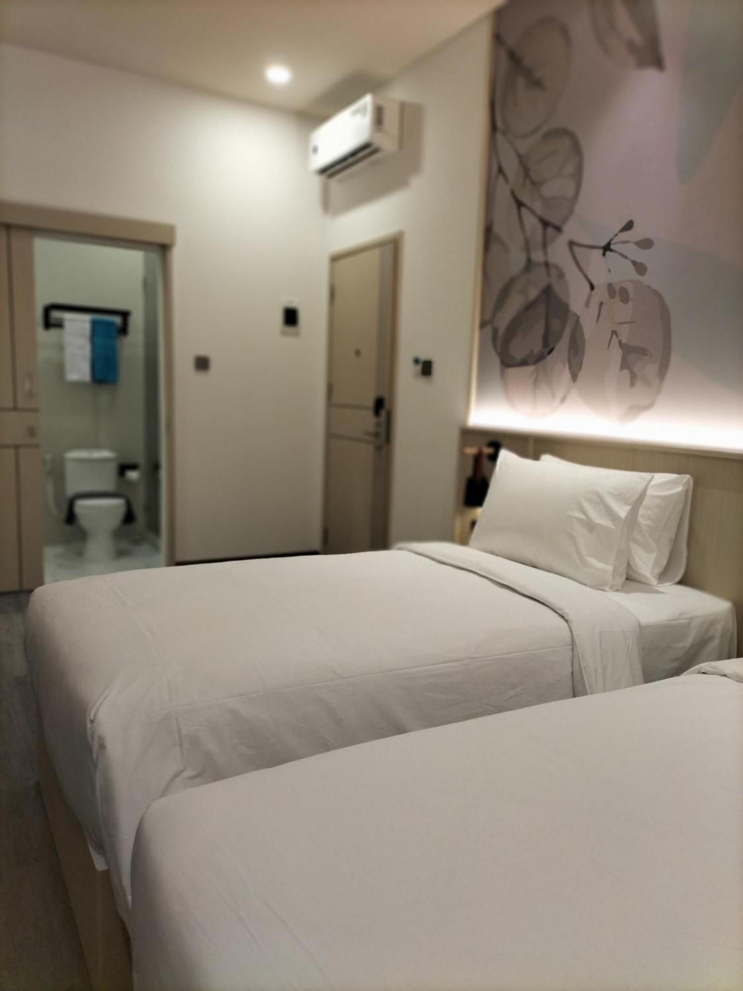True Blue Hotel Menteng جاكرتا المظهر الخارجي الصورة
