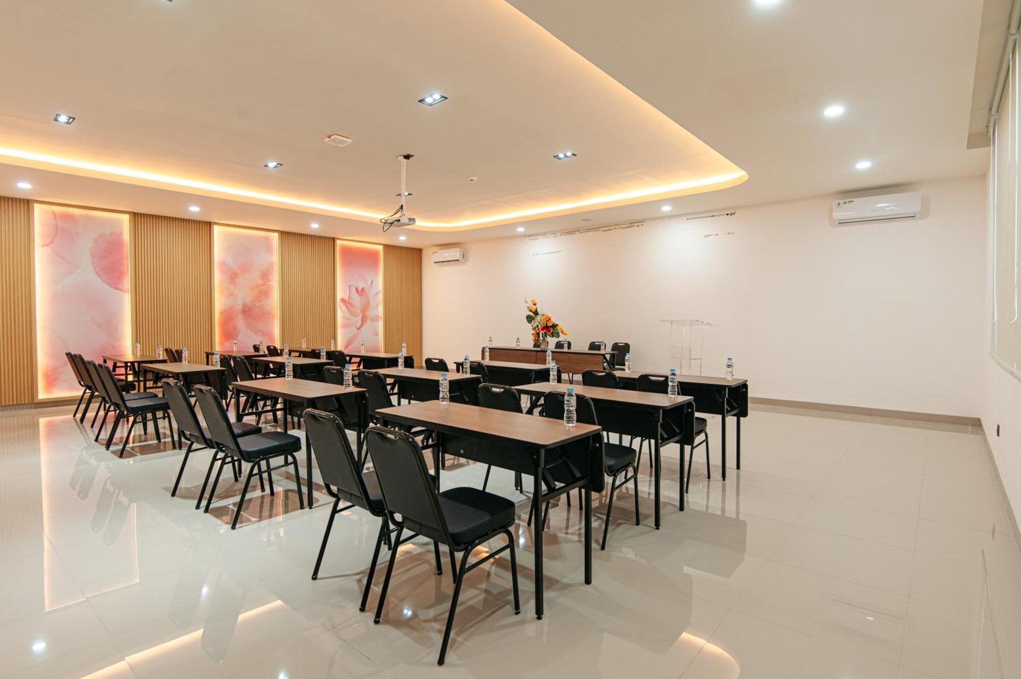 True Blue Hotel Menteng جاكرتا المظهر الخارجي الصورة