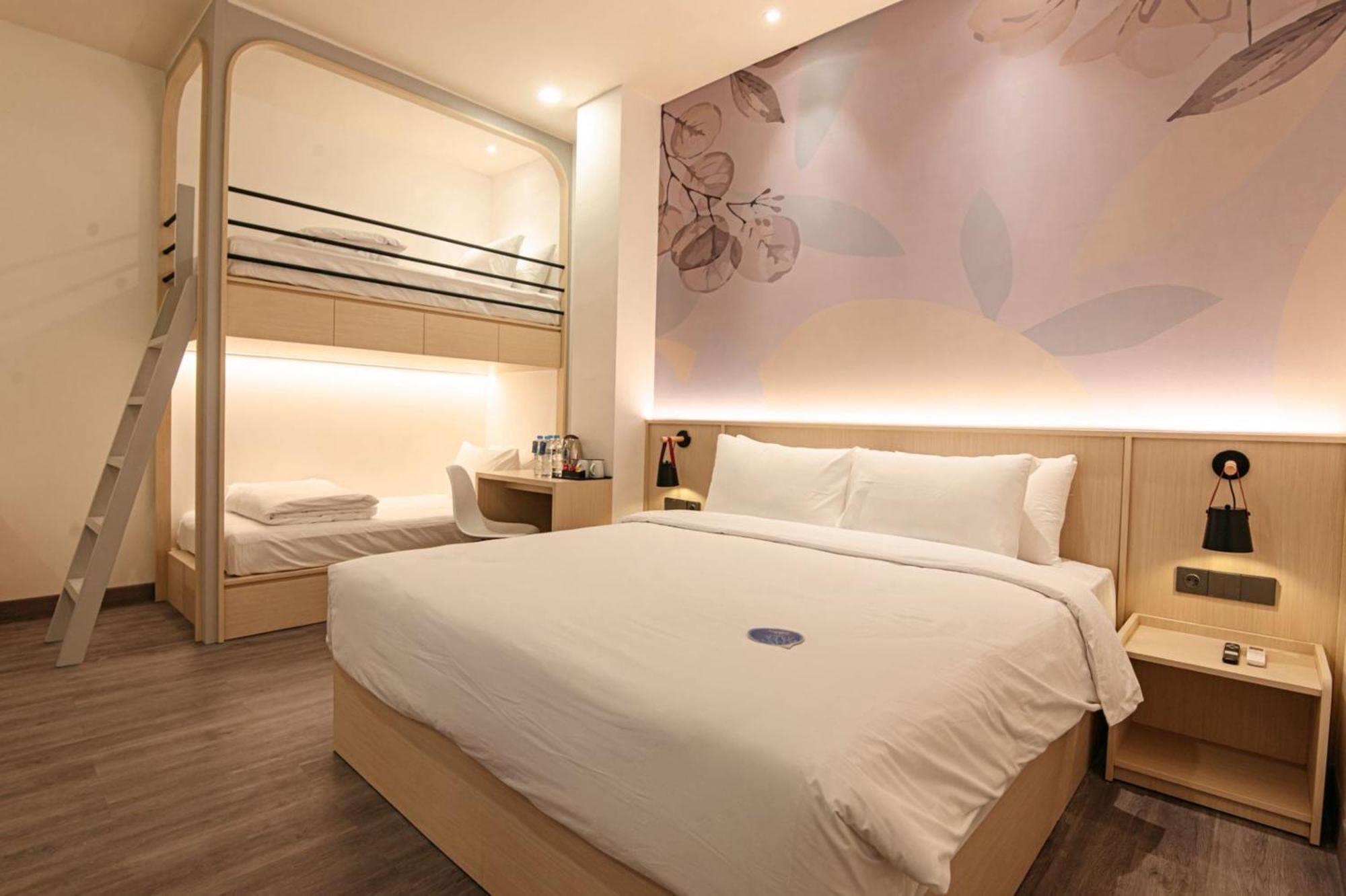 True Blue Hotel Menteng جاكرتا المظهر الخارجي الصورة