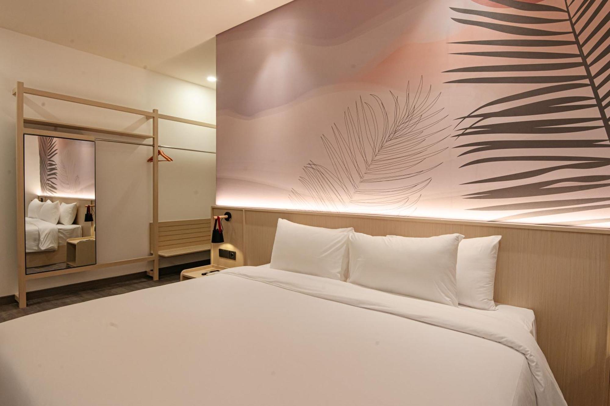 True Blue Hotel Menteng جاكرتا المظهر الخارجي الصورة