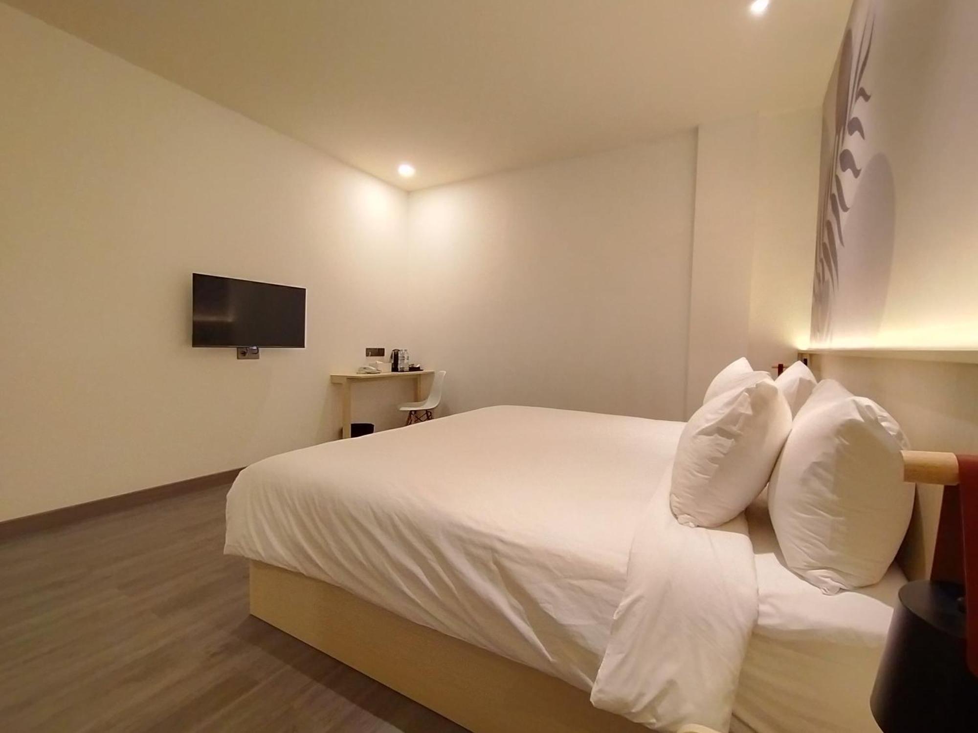 True Blue Hotel Menteng جاكرتا المظهر الخارجي الصورة
